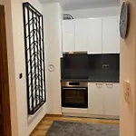 Lisboa Apartman Bulevar